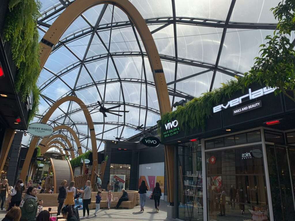 ETFE New Zealand: Botany Town Centre in Auckland installs a 1,300 m² ETFE canopy with flowing form, daylight, and durable performance for retail renewal.