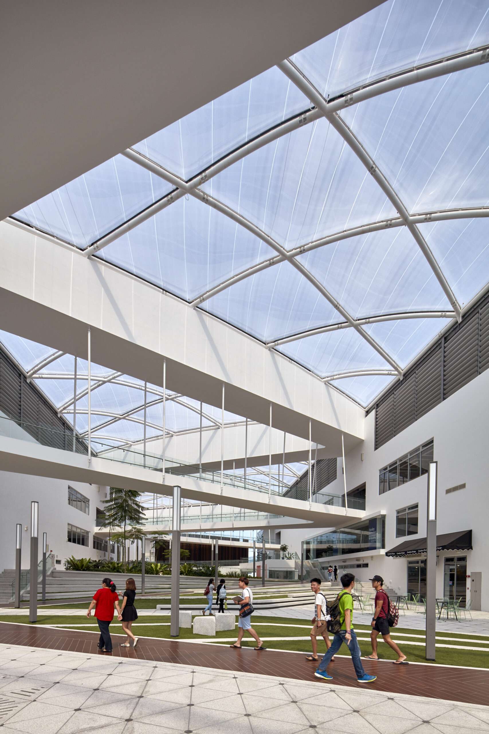 ETFE Malaysia: University of Reading Malaysia features a lightweight ETFE atrium roof that brings daylight, comfort & openness to the campus.