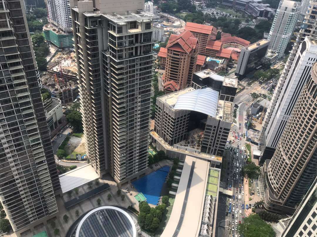 ETFE Malaysia: Royal Pavilion Hotel Kuala Lumpur features a 1,700 m² ETFE roof canopy offering light, protection and an efficient structure.