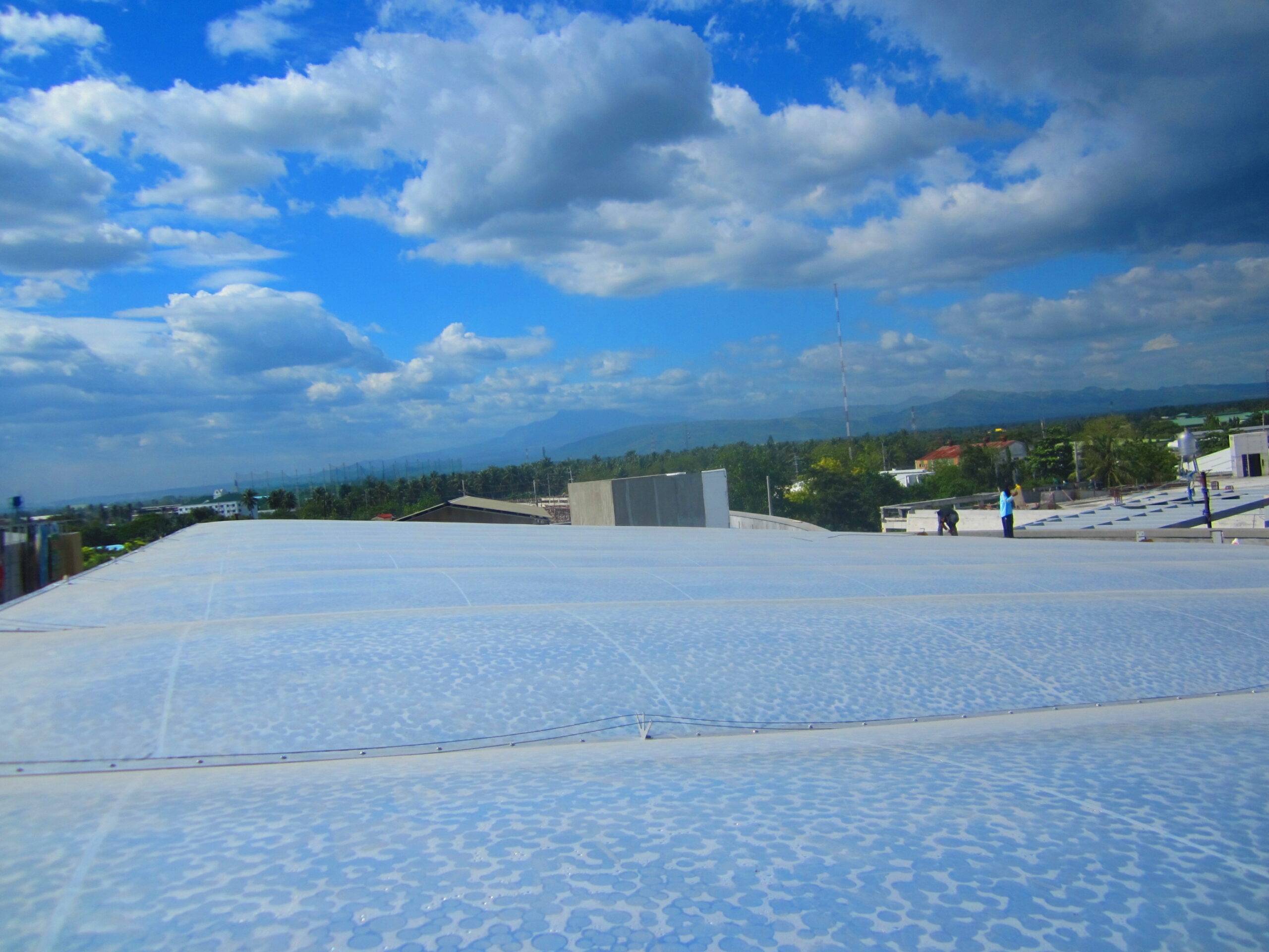ETFE Philippines: KCC Mall of Gensan uses a printed ETFE atrium roof to bring natural daylight and openness into retail and leisure spaces.