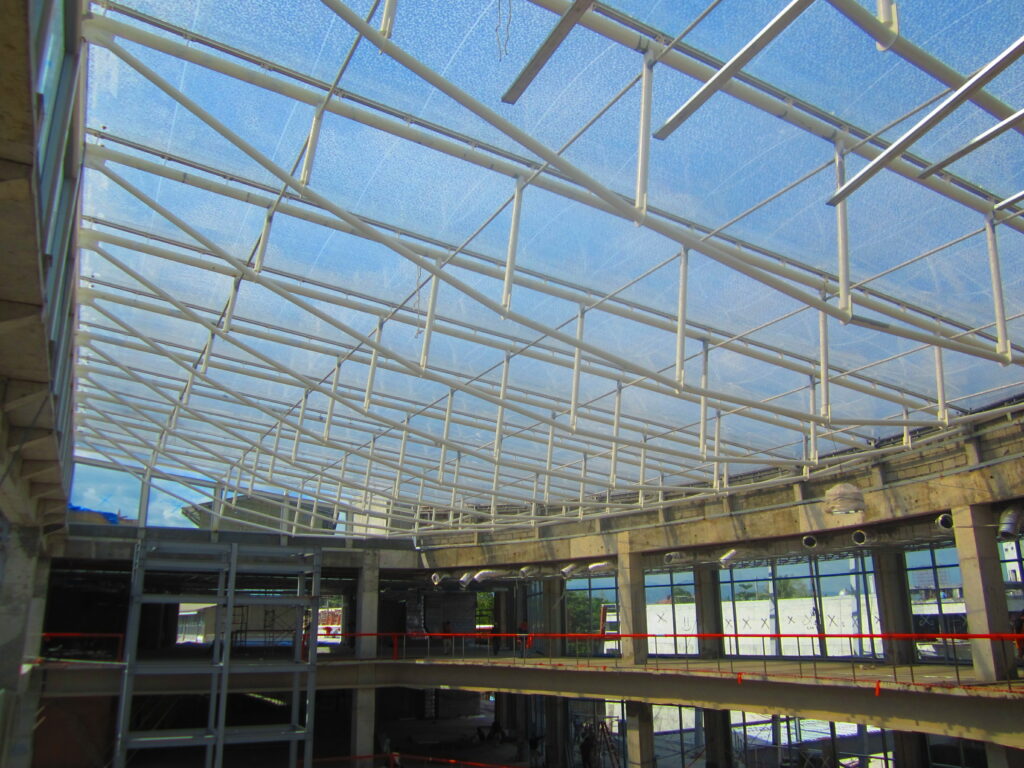 ETFE Philippines: KCC Mall of Gensan uses a printed ETFE atrium roof to bring natural daylight and openness into retail and leisure spaces.