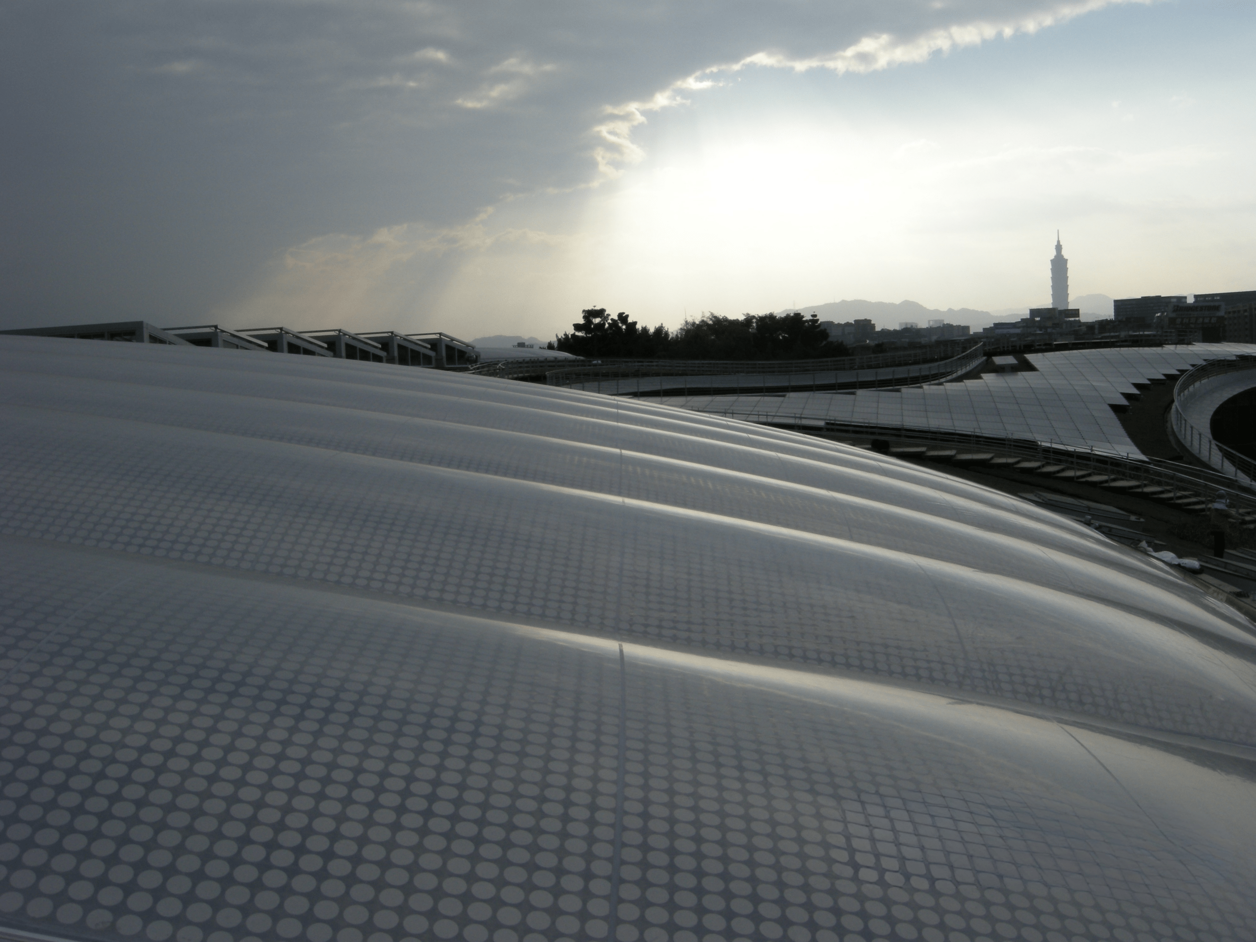 ETFE Taiwan: Two ETFE roofs at the Taipei International Flora Exposition provide daylight, solar control and lightweight design for botanical pavilion spaces.